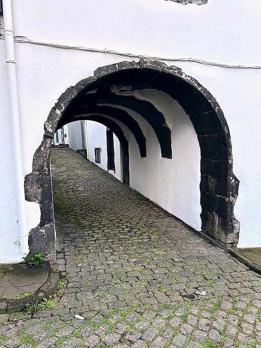 Sete Cidades and Fenais da Luz Full Day Tour