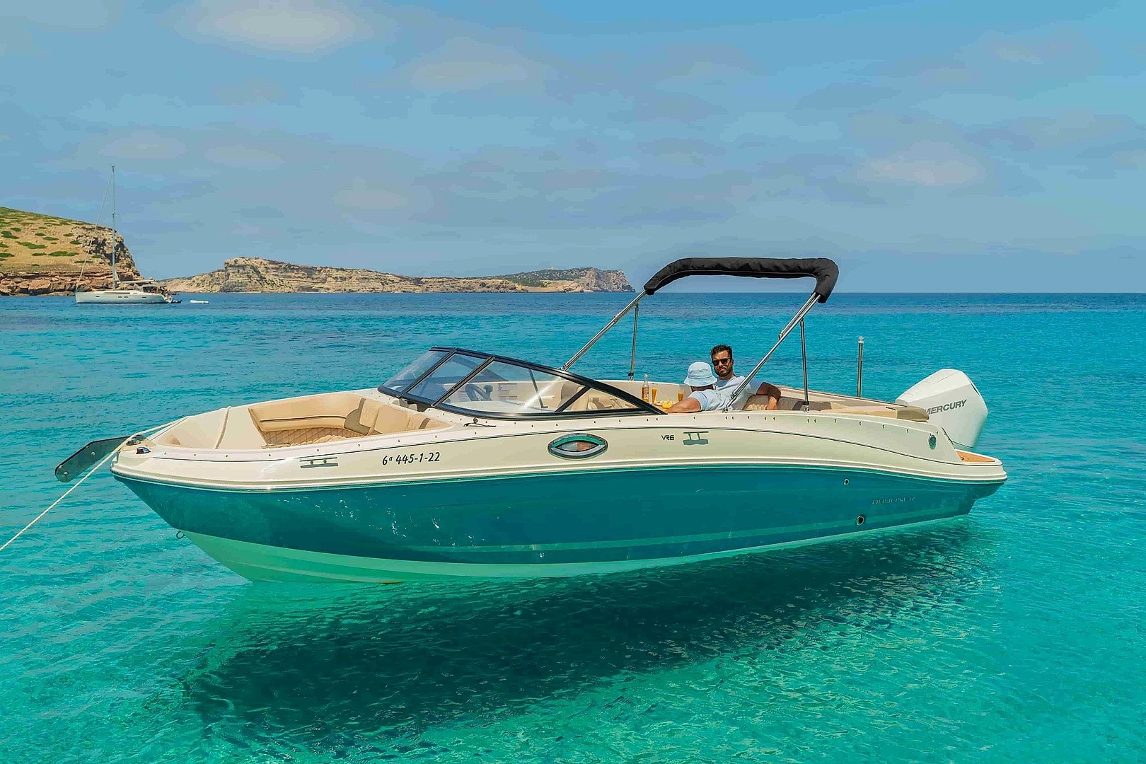 Ibiza Bayliner VR6 Boat Rental with License