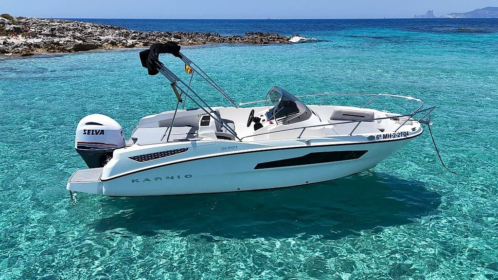 Ibiza Karnic 601 Boat Rental with License