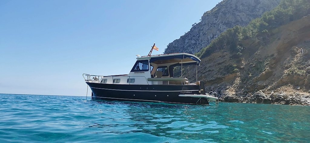 Traditional Skippered Llaut Charter in Mallorca