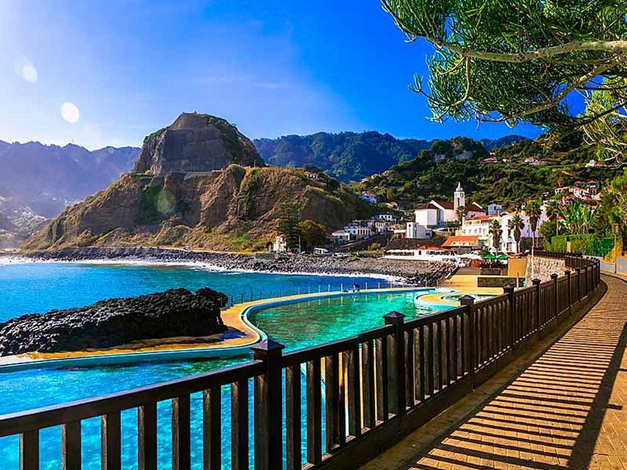 Northeast of Madeira Island Tour