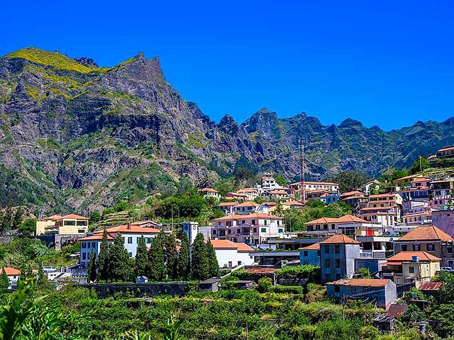 Madeira Highlights: Mountains & Nuns Valley Half-Day Tour