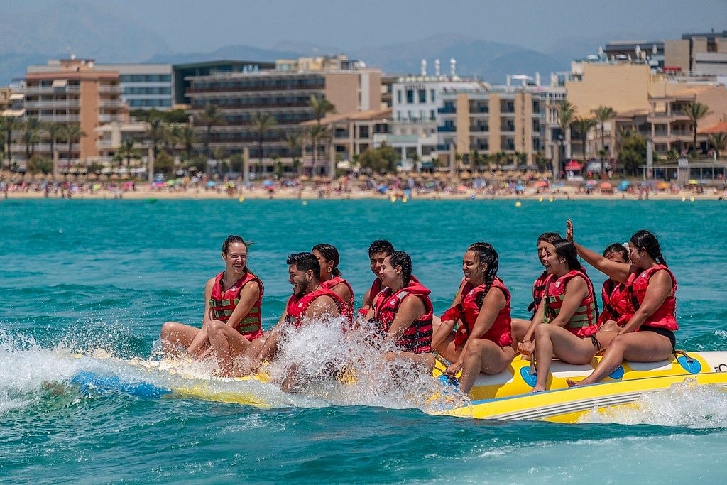Banana Water Sport in Arenal, Mallorca