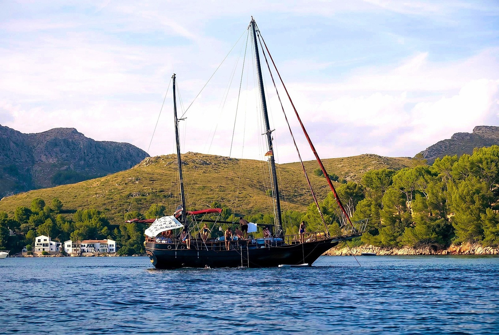 La Perla Negra Sailing Boat Charter in Mallorca