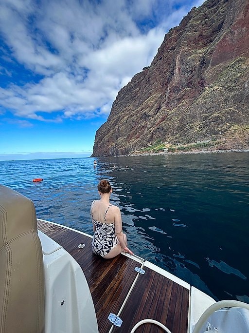 Private Jeanneau Leader 9 Yacht Experience in Madeira