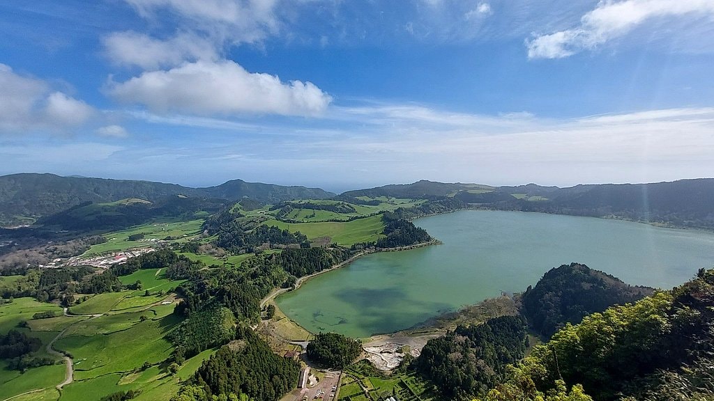 Furnas Jeep Tour with Thermal Baths