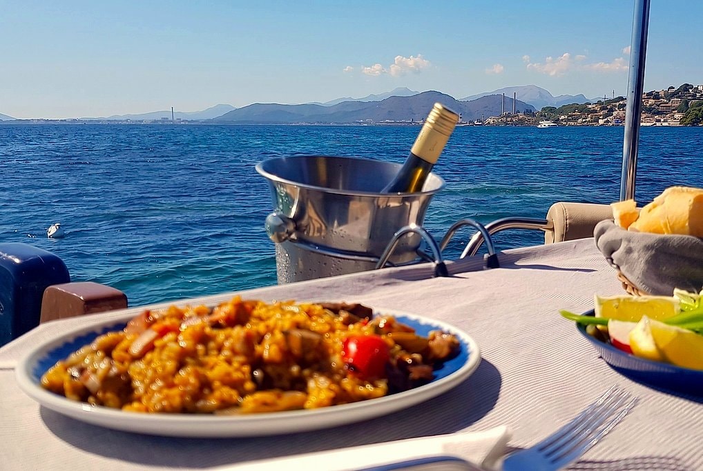 Classic Private Llaut Charter, Mallorca North Coast