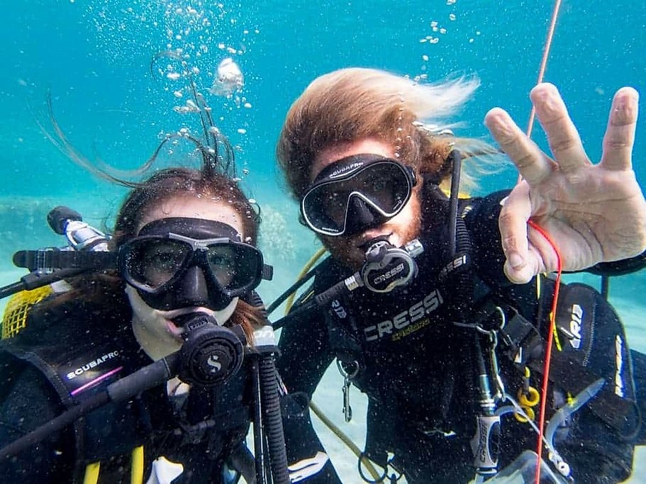 Southwest Mallorca Diving with Certified and Beginner Options