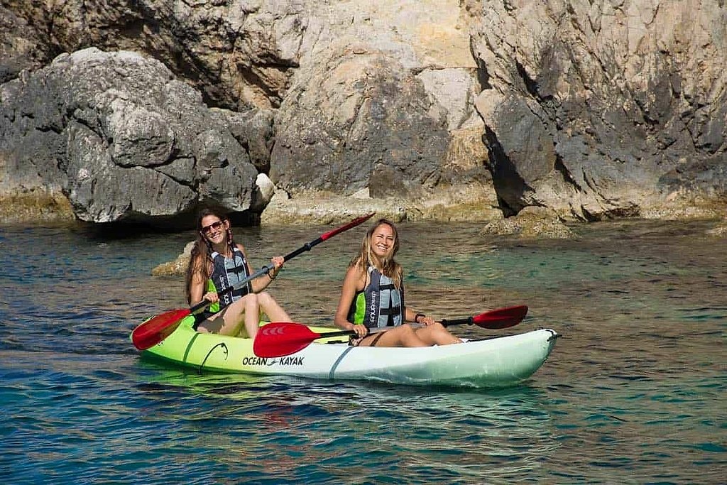 Guided Kayak Tour in Calvia, Mallorca