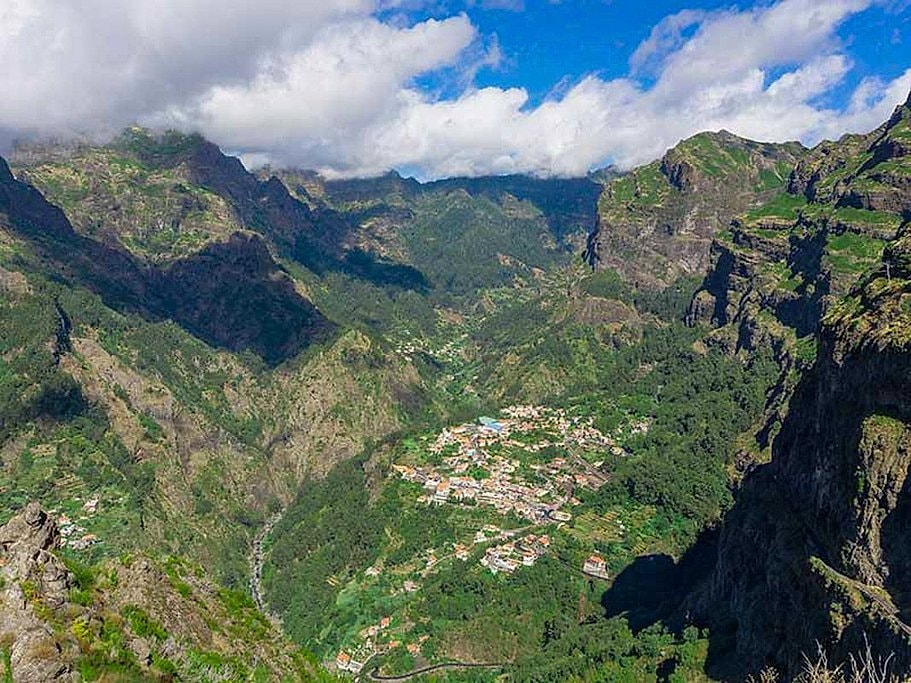 Madeira Highlights: Mountains & Nuns Valley Half-Day Tour