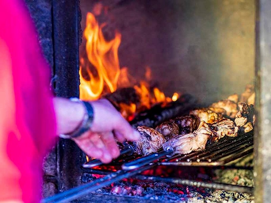Madeira Night Experience with Dinner & Folklore Show