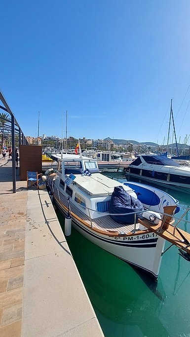 Private Tapas Boat Tour in Alcudia Bay