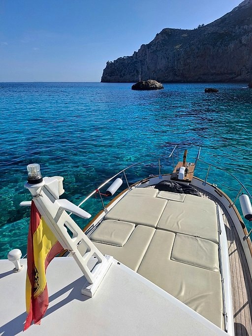 Private Tapas Boat Tour in Alcudia Bay