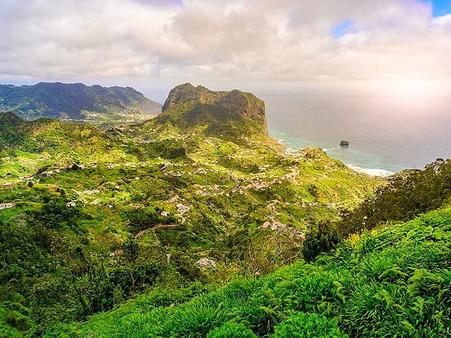Ribeiro Frio to Portela Full Day Hike