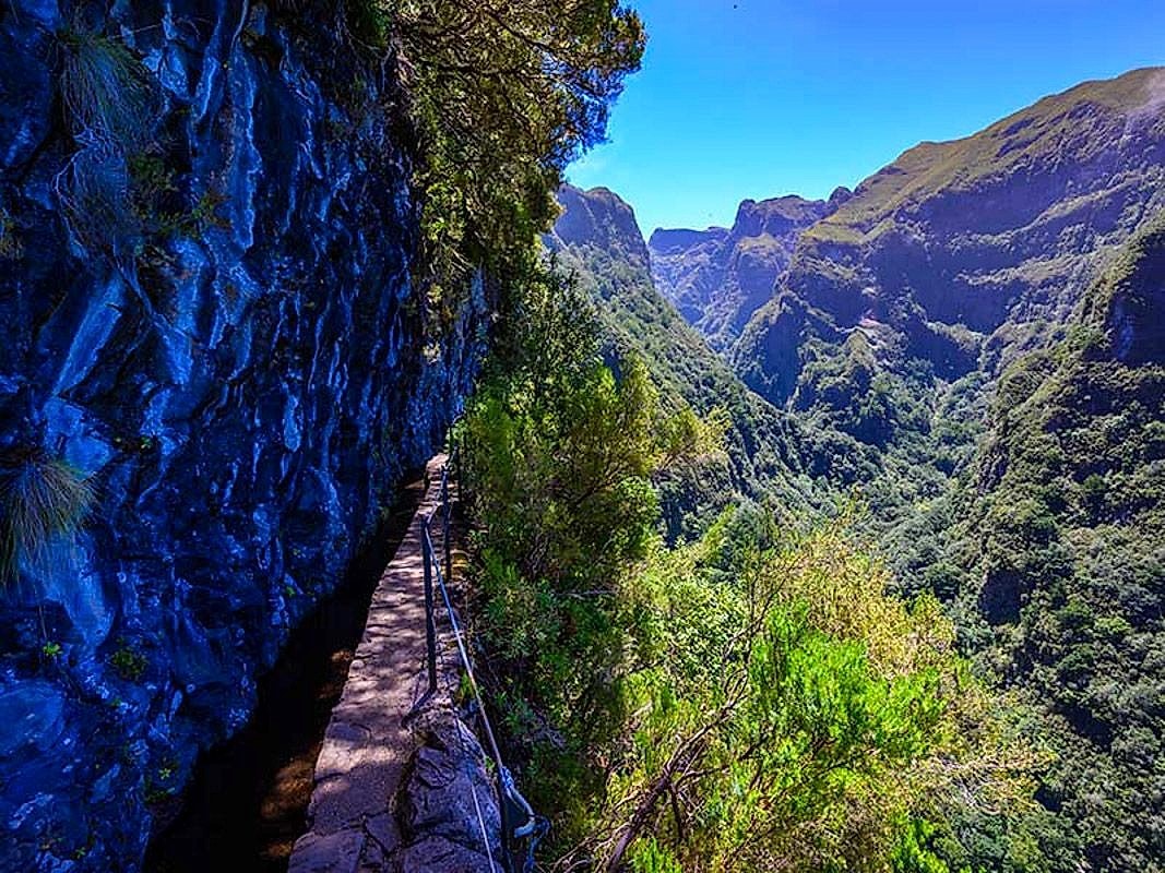 Queimadas Caldeirão Verde Full-Day Hike Madeira