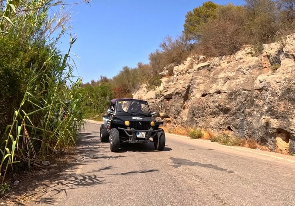 Mallorca Jeep Tour with Scenic Stops
